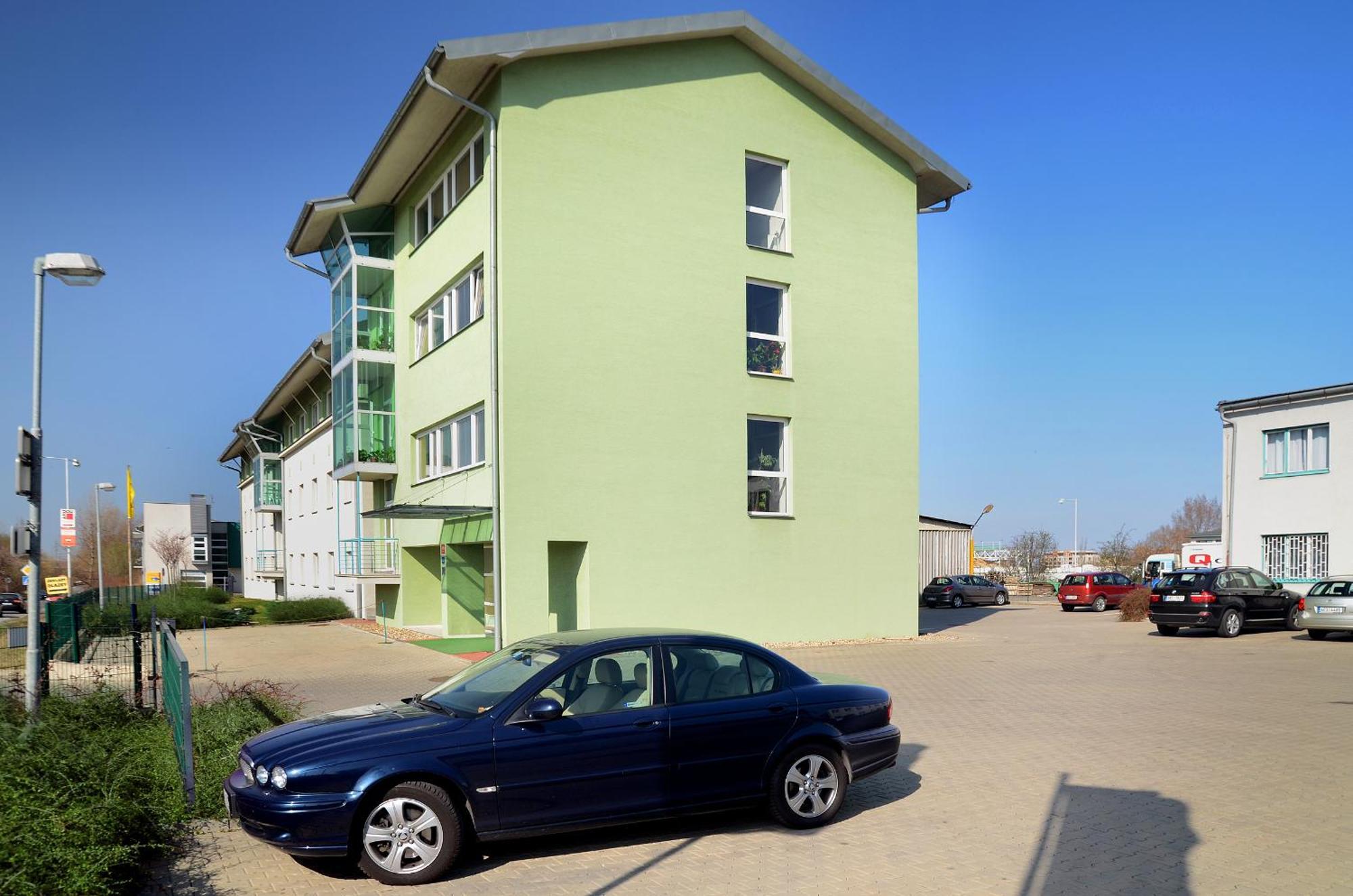 פראג Hotel Imos מראה חיצוני תמונה